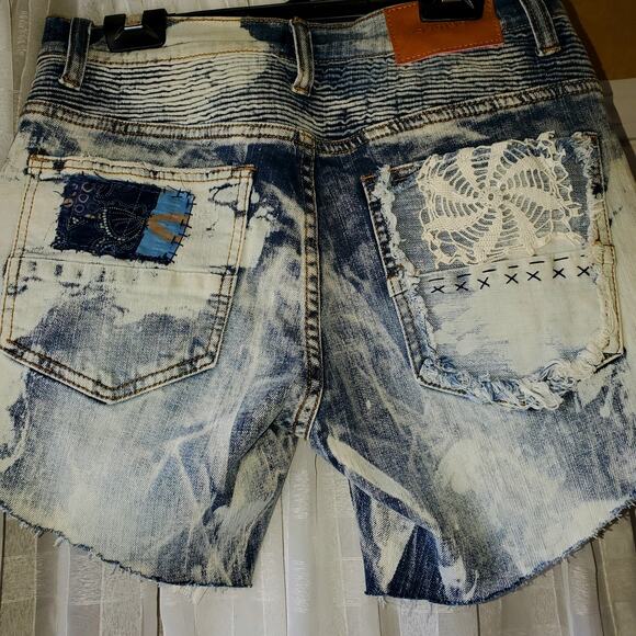 Upcycled Repurposed Distressed Decibel Cut Off‎ Shorts Sz 30 - Picture 4 of 10